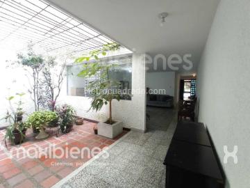 Casa en Arriendo, Florida Nueva, Medellín
