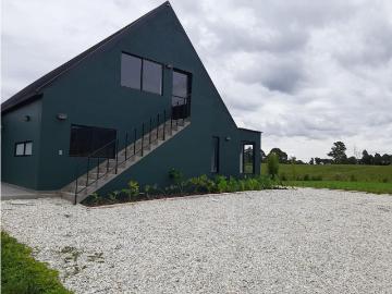 Casa en arriendo, La ceja