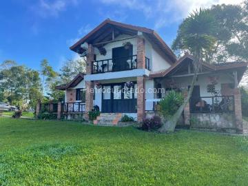Casa en Arriendo, Las Altamiras, Los Santos