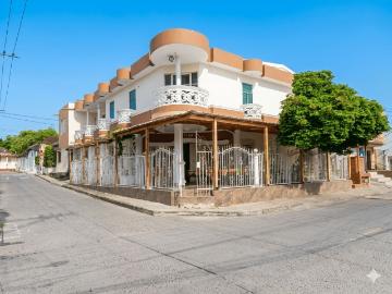 Casa en arriendo, Las flores