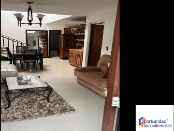 Casa en Arriendo Loma de Alejandria Medellin