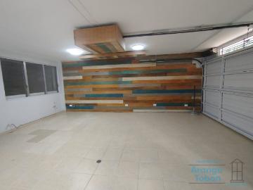 Casa en arriendo, Los conquistadores
