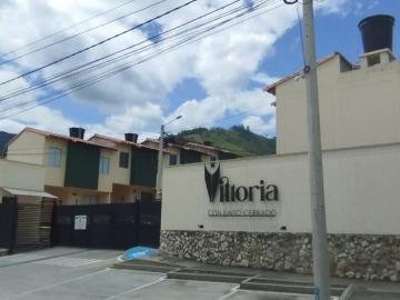 Casa en arriendo, Pueblo paja