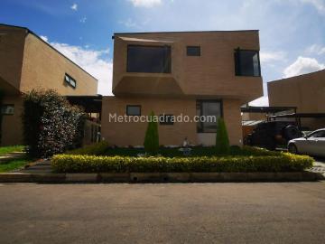 Casa en Arriendo, Palo de Agua Macarena, Cota Incluye Siberia