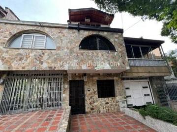 Casa en Arriendo, Santa Monica, Medellín