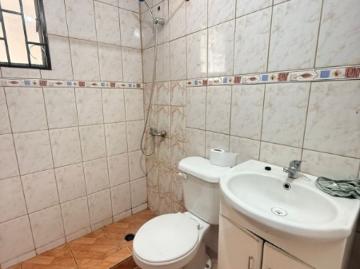 CASA EN ARRIENDO SEMI AMOBLADA CERCA UTAL