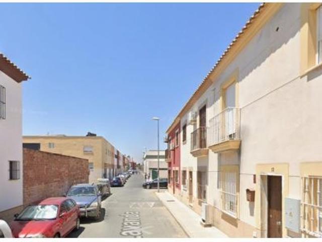CASA EN BURGUILLOS