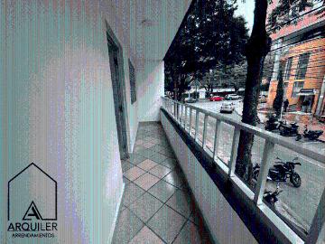 Casa en barrio Obrero Bello
