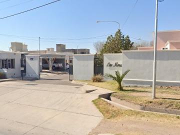 Casa en barrio privado las moras
