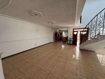 Casa en bosques delmprado oriente