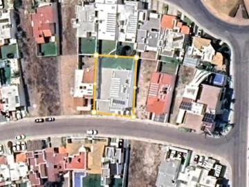 ¡CASA EN CUMBRES DEL LAGO QUERETARO, EXCELENTE OPORTUNIDAD DE REMATE!
