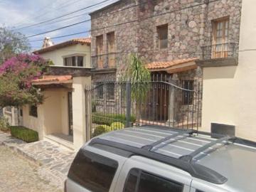 Casa en Venta, Colonia Villa de los Frailes, por Remate, Excelente Oportunidad de Inversión