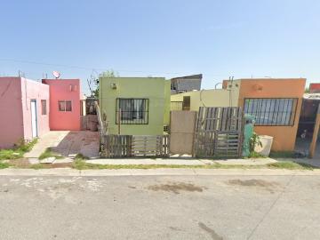 Casa en C. San Blas 1128, Villas de San Miguel, Nuevo Laredo, Tamps