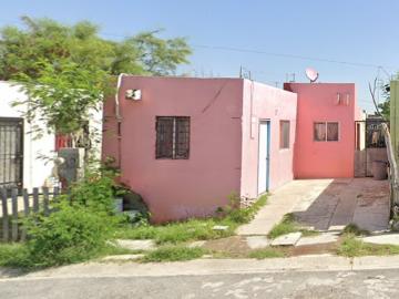Casa en C. San Blas 1130, Villas de San Miguel, Nuevo Laredo, Tamps