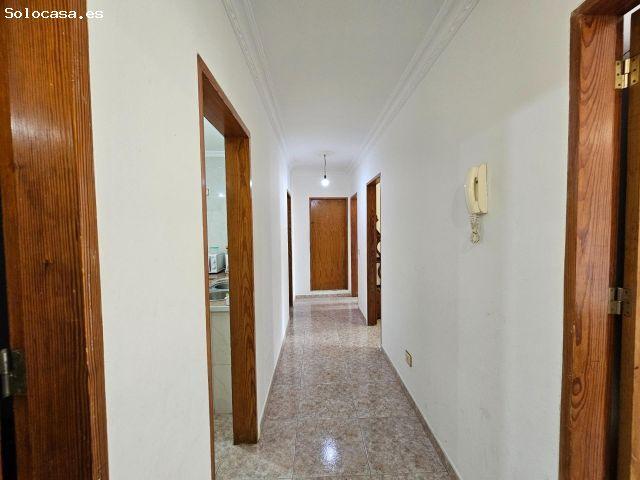 Casa en Calle Escultor Plácido Fleitas