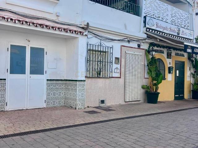 CASA EN CANCELADA ESTEPONA