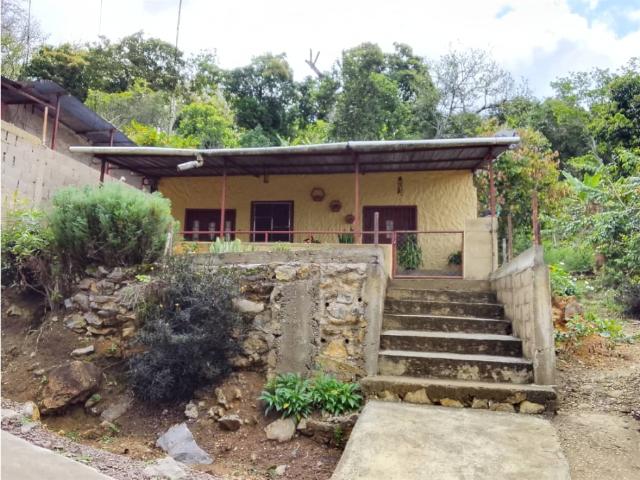 CASA EN CARIPE ST. DONERA VE02 2548CAR EACO