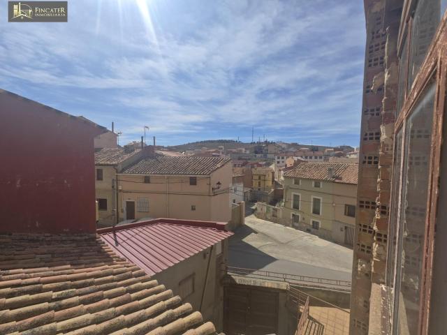 CASA EN CELLA