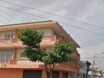 CASA EN CENTRO DE CARDEL?