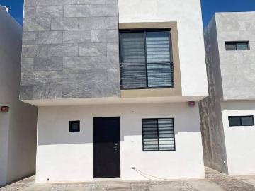 Casa en cerrada con amenidades