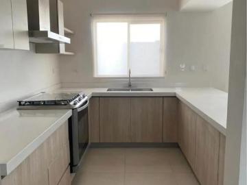 Casa en cerrada con amenidades