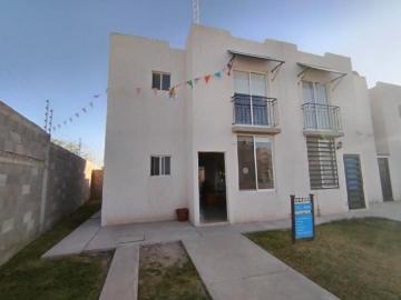 Casa en cerrada al Ote. de la ciudad