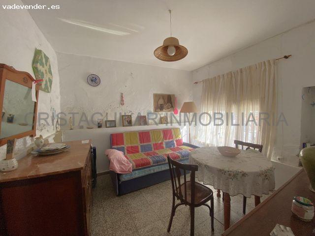 CASA EN CHULILLA PARA REFORMAR. CON VISTAS A LA MONTAÑA
