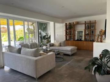 Casa en Club de campo Abril 4 amb. Remodelada a nueva