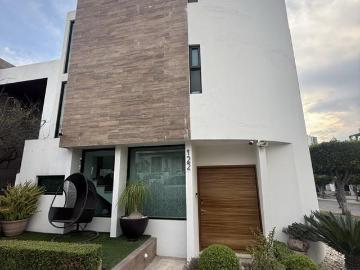 Casa en Cluster 888 Lomas de Angel?polis I