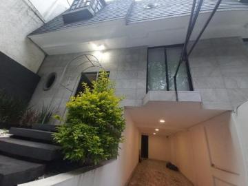 Casa en Col. Prados de Coyoacán