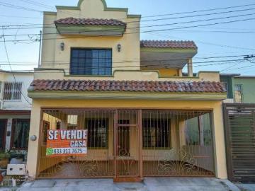 Casa en Colonia Arboledas, Cd. Madero