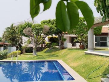 Casa en Colinas de Santa Fe