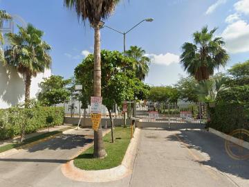 Casa en cond. en Venta en el Fracc. Zona Dorada I a 5 min. del Hospital Gral. de Culiac?n, Sinaloa