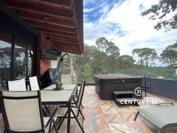 CASA EN CONDOMINIO CON AMENIDADES EN VENTA, AVÁNDARO, VALLE DE BRAVO