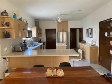 Residencia en Renta en Residencial Campestre | 4 Rec?maras | 550 m? | Paneles Solares