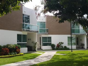CASA EN CONDOMINIO, ALBERCA, JARDÍN Y SEGURIDAD, YAUTEPEC, MORELOS