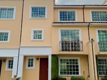 Casa en condominio Gran Morada