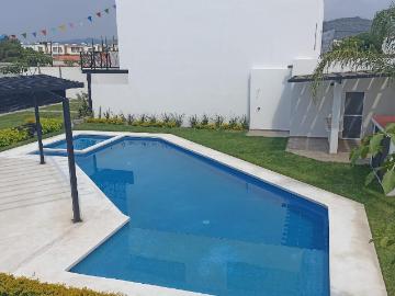 Casa en condominio, dentro de fraccionamiento, Santa fe Morelos