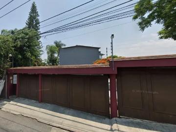 Casa en Condominio en Chulavista, Cuernavaca, Morelos con Piscina y Patio Entrega inmediata