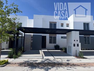 Casa en condominio en Belmondo