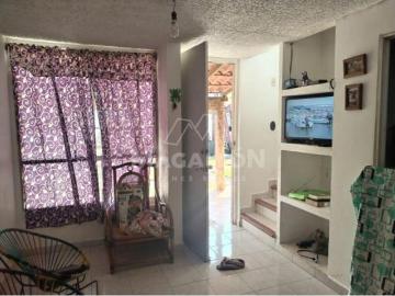 Casa en condominio en Fracc Joyas del Marques