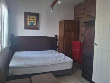 Casa en condominio en Loma Dorada