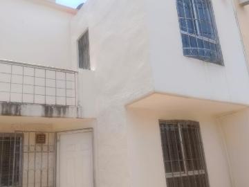 Casa en condominio en Los Cedros 400