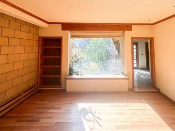 Casa en condominio en San Lorenzo Acopilco