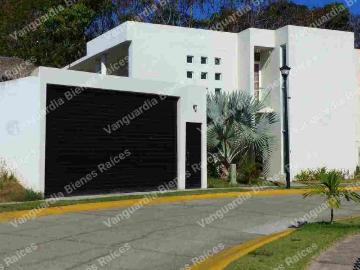 Casa en condominio en renta Calle Palma Real, Flamingos Residencial, Bucerías, Bahía De Banderas, Nayarit, 63732, Mex