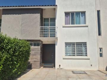 Casa en condominio en renta Albazul Residencial, Calle Vía Campos Otoñales, Fracciones De Santa Julia, León, Guanajuato, México
