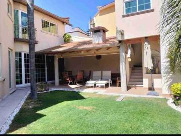 Casa en condominio en renta Dolomita, Pedregal De Queretaro, Santiago De Querétaro, Querétaro, México