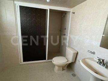 Casa en Condominio en Renta en la Colonia Los Cedros en Metepec