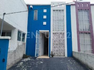 Casa en Condominio en Renta en San Luis Mextepec, Zinacantepec, Edo. Méx