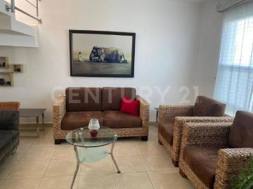 Casa en Condominio en Renta en Urbano Bonanza, Metepec, Estado de México